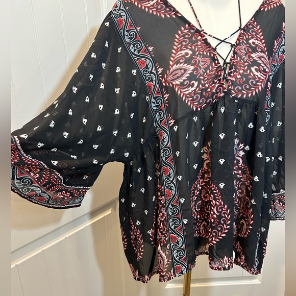 Fever Tops - Fever Boho Top Wide Width Sleeves Colorful Simple Pattern V-Neck Ties Size XL